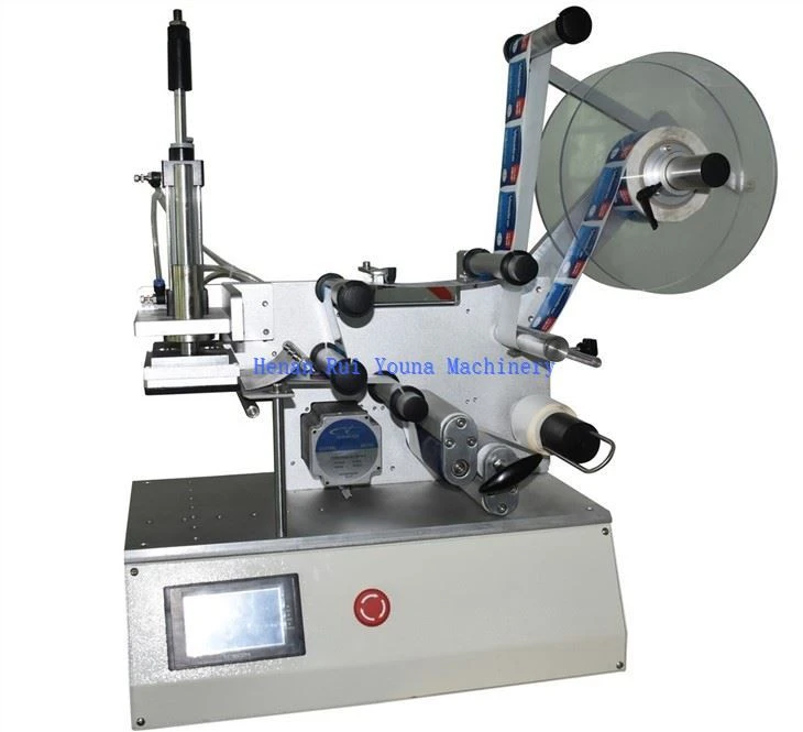 semi-automatic flat labeling machine